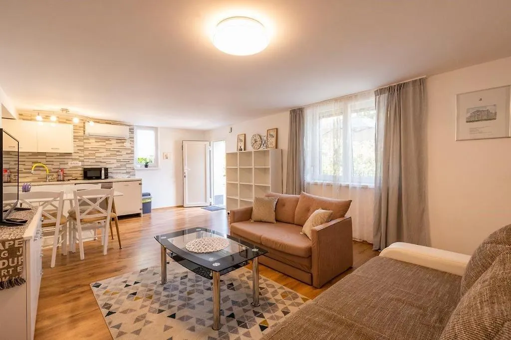 Apartment Rea  Malinska